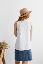 Hydrangea Singlet Top - White